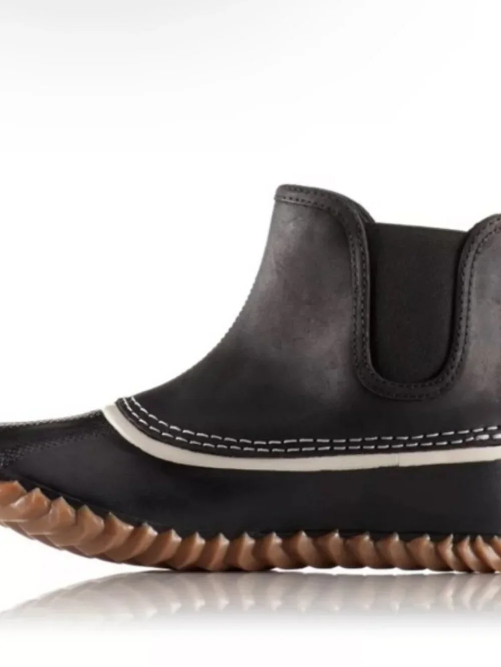 Sorel Out 'N About Chelsea Duck Boots 5 leather women casual office winter fall